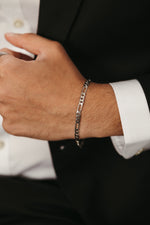 Load image into Gallery viewer, AIDAN BRACELET
