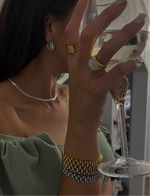 Load image into Gallery viewer, LEILA LINK CHAIN BRACELET | GOLD
