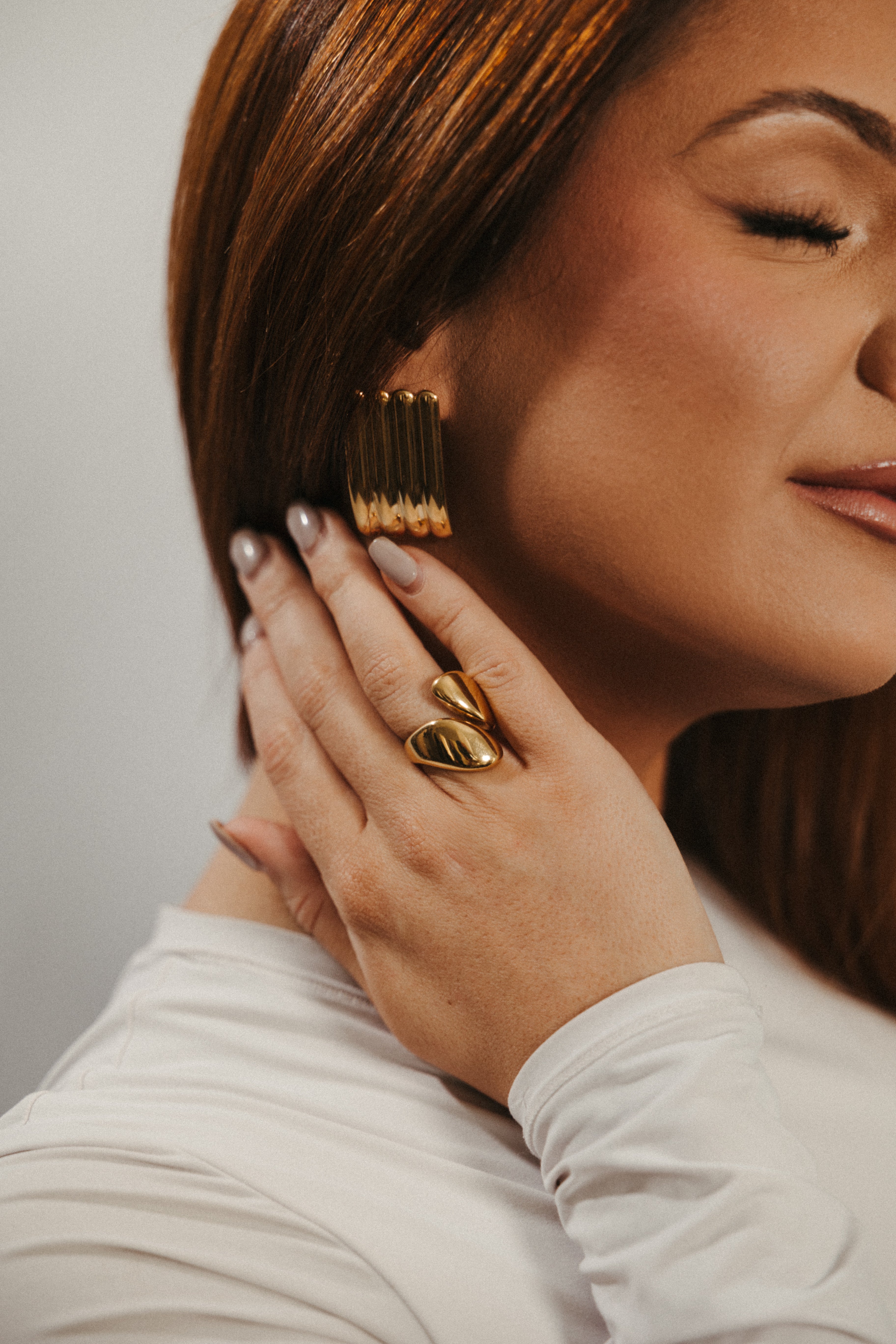 ADRIANA EARRINGS | SILVER