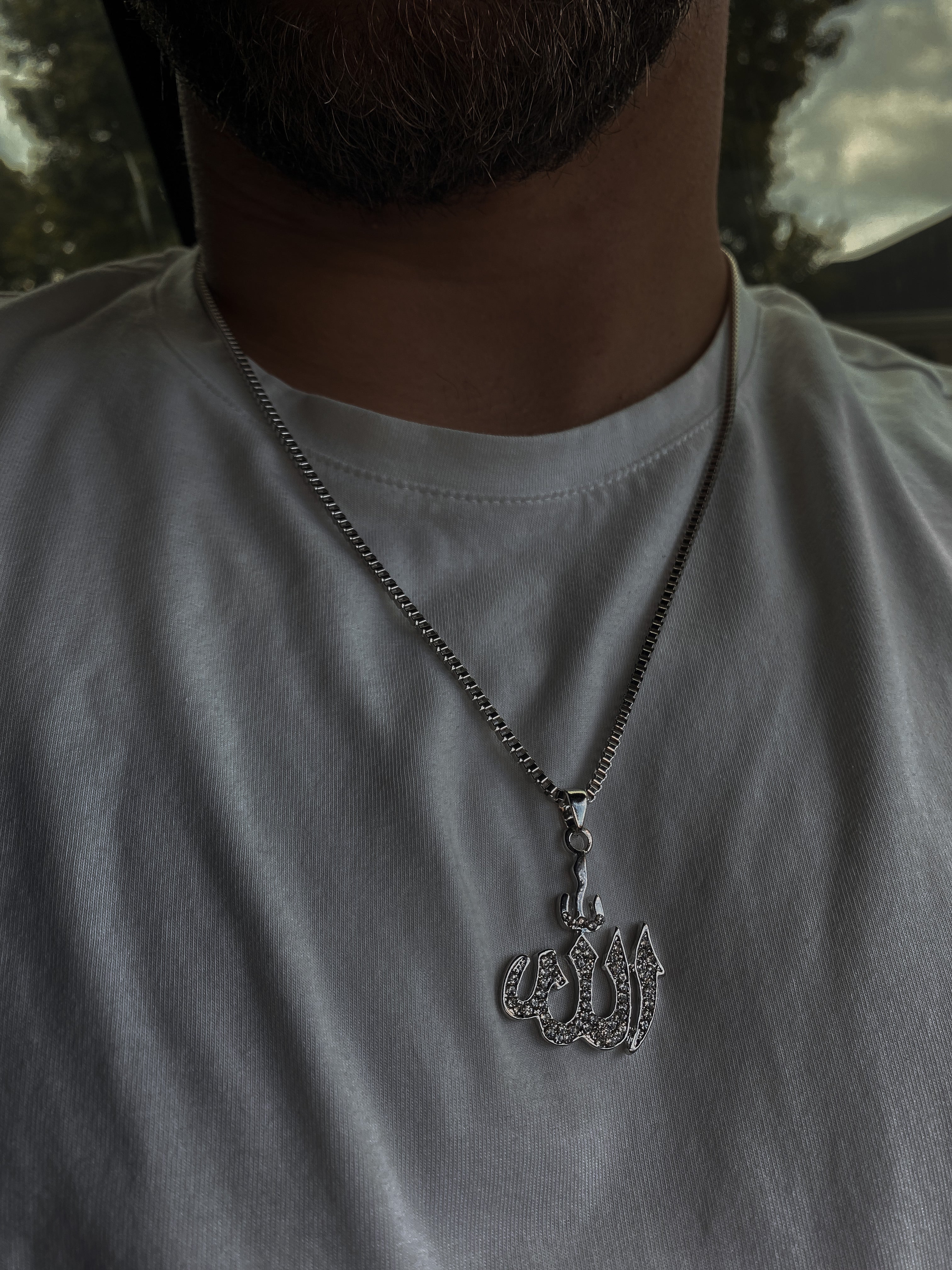 ICED OUT ٱللَّٰه CHAIN